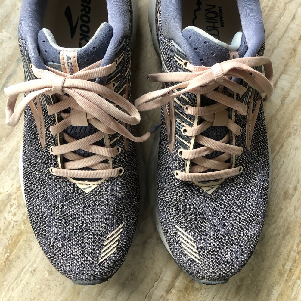 Brooks Women’s Adrenaline GTS 19
